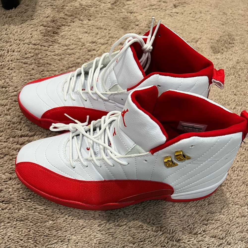 Size 13 Men Nike Air Jordan basketball shoes white red 23